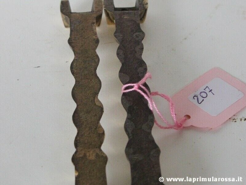 DUE COLONNE D'EPOCA IN OTTONE H CM 14 - COLONNINA - VINTAGE BRASS ORNAMENTS Restauro