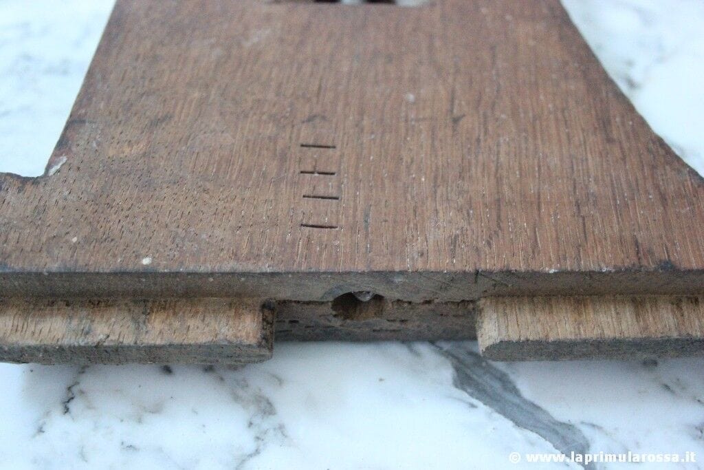 DUE SPONDE ANTICHE X LETTO L. cm 190 - COPPIA DI CIMASE D'EPOCA - LEGNO RECUPERO Restauro