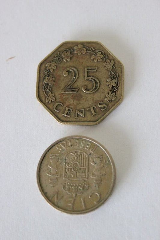 DUE VECCHIE MONETE REPUBBLICA DI MALTA  25 CENTS - SPAGNA  5  PESETAS Other