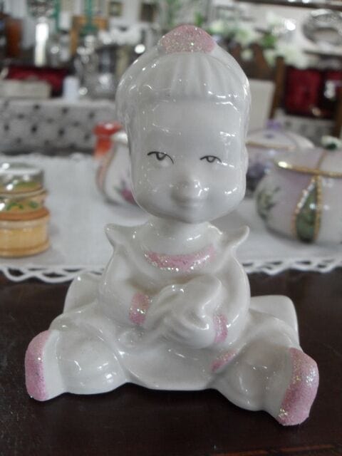 FIGURINA D'EPOCA IN PORCELLANA DI BAMBINA - VINTAGE CAPODIMONTE FIGURINE CHILD Ceramiche e Porcellane