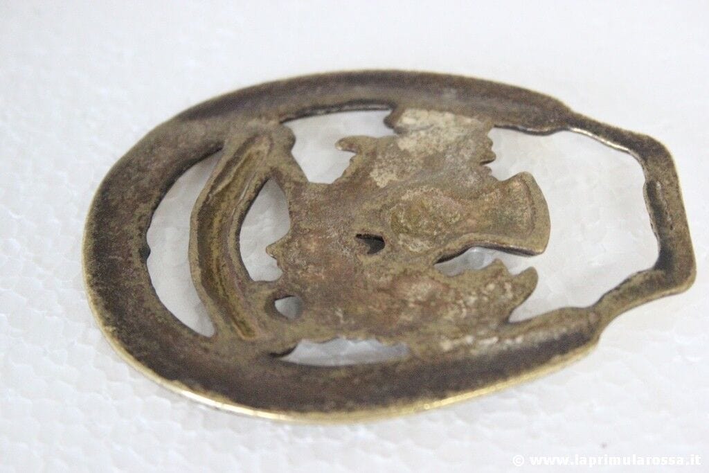 FINIMENTO ANTICO IN OTTONE X CAVALLO CON CARDO OLD THISTLE SCOTLAND HORSE BRASS Ottone