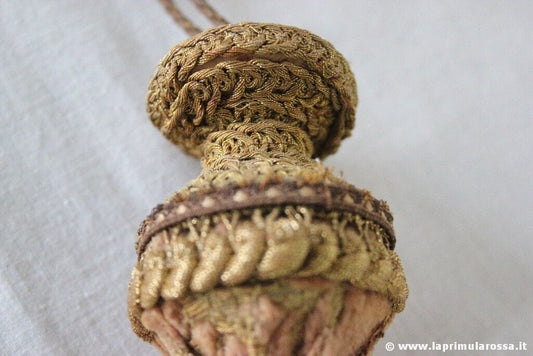 GRANDE FIOCCO DECORATIVO ANTICO X CHIAVE h cm 20 NAPPA NAPPINA ANTIQUE TASSEL Corredo Pizzi e Tessuti