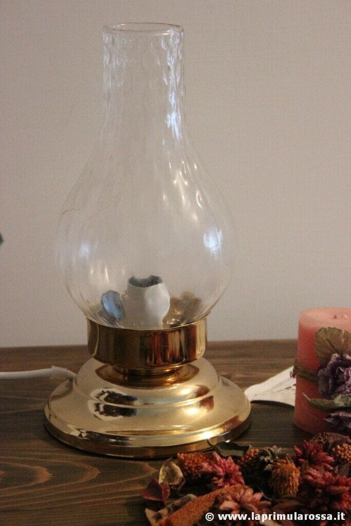 LAMPADA ANNI '80 CON BASE IN METALLO DORATO h cm 26 - LUME - VINTAGE ABAT JOUR Lampade Appliques