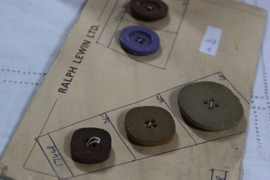 LOTTO DI BOTTONI ORIGINALI INGLESI RALPH LEWIN VECCHIO BOTTONE GIOIELLO Bigiotteria & Accessori