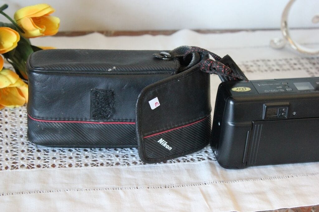 MACCHINA FOTOGRAFICA VINTAGE DA COLLEZIONE NIKON TW 2 35/70 Lenti-Cannocchiali-Occhiali