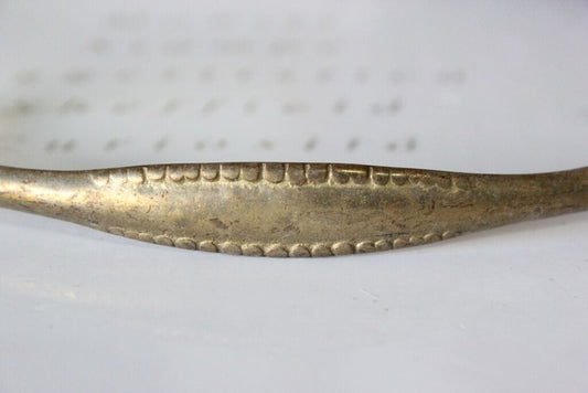 MANIGLIA D'EPOCA IN METALLO COLORE ORO PER CASSETTO / VECCHIA FERRAMENTA Restauro