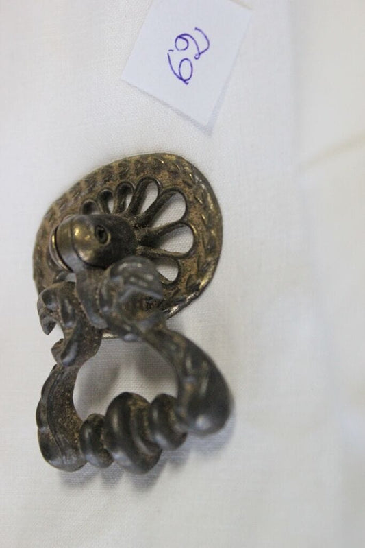 MANIGLIA VINTAGE IN METALLO PER MOBILE O CASSETTO - VINTAGE CABINET HANDLE Restauro