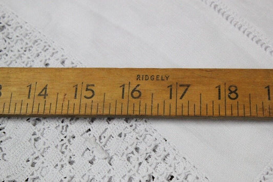 METRO D'EPOCA IN LEGNO MARCA RIDGELY L. CM 92 Complementi d'arredo