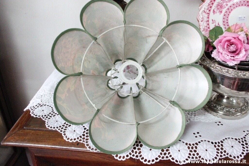 PARALUME A FIORE PER LAMPADA H cm 15 d.29 - CAPPELLO VINTAGE LUME ABAT JOURS Lampade Appliques