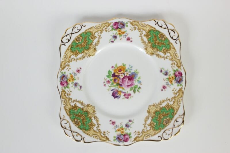 Piatto vassoio antico in porcellana bianca Inglese decorato con Fiori da portata Ceramiche e Porcellane