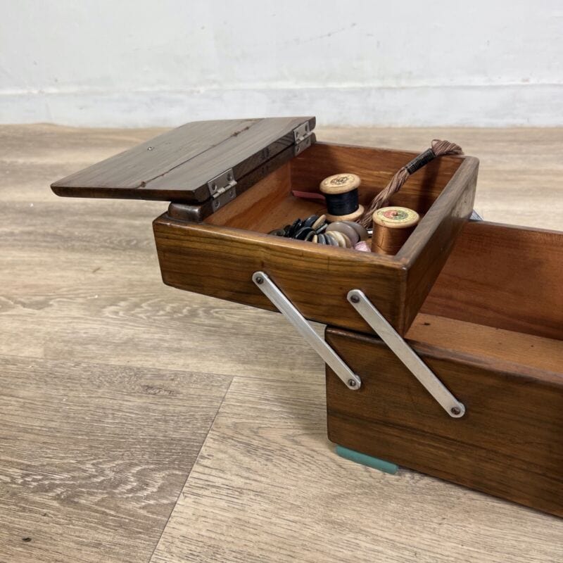 Porta lavoro vintage in legno cassetta scatola bauletto da per cucito anni 50 60 Attrezzi e Strumenti