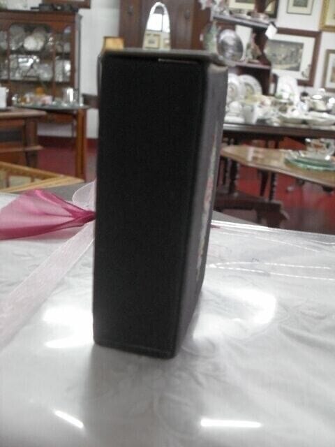 PORTASIGARETTE D'EPOCA TESSUTO NERO RICAMO MEZZO PUNTO VINTAGE CIGARETTE CASE Oggetti per fumatori