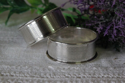 PORTATOVAGLIOLO INGLESE IN ARGENTO STERLING VINTAGE ANNI 80 SILVER NAPKING Sheffield & Argento