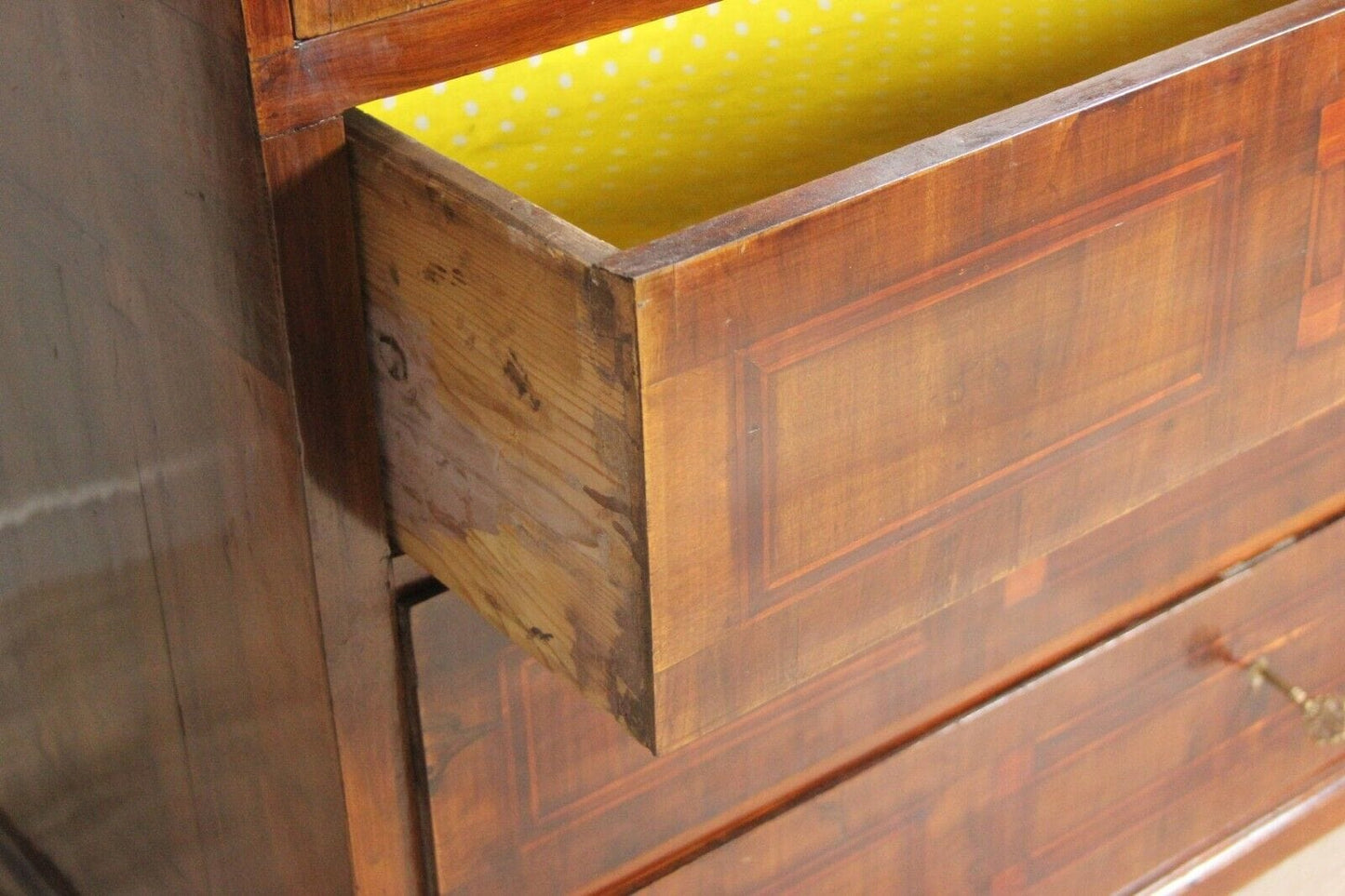 Ribalta Antica mobile italiano como secretaire in legno di noce intarsiato rosa Arredamento