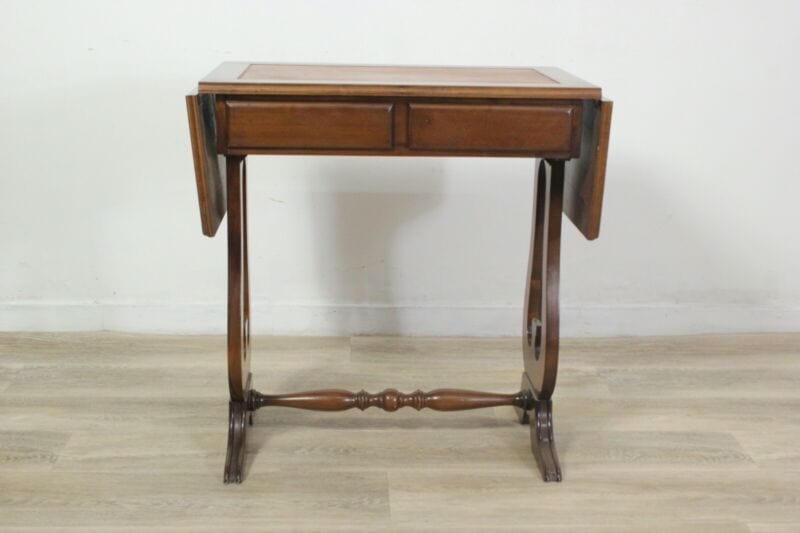 Scrittoio stile antico in legno piano pelle vintage tavolino con alette design Arredamento
