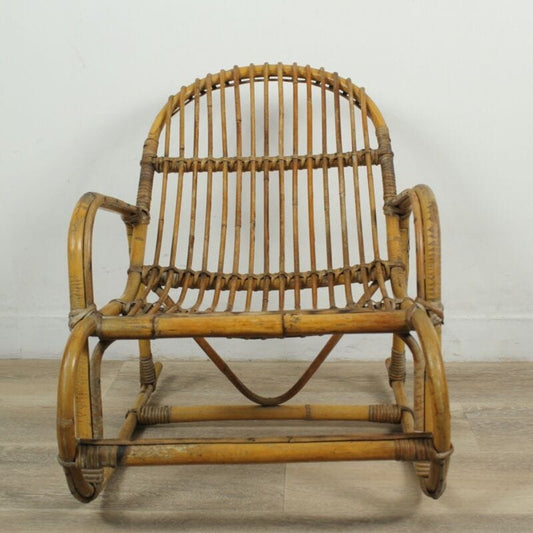 Sedia a dondolo antica vintage di in bambu bamboo e vimini sediolina per bambino Arredamento