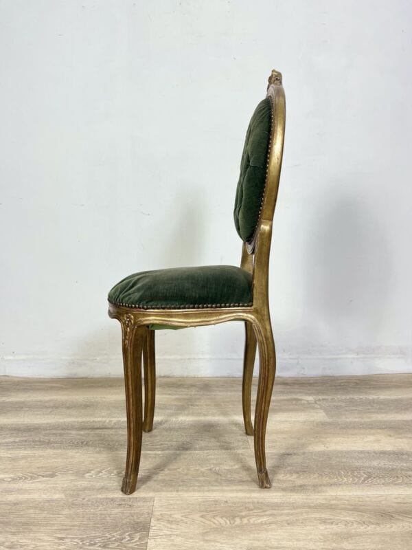 Sedia antica in legno dorato oro sediolina stile retrò tessuto verde vintage Arredamento
