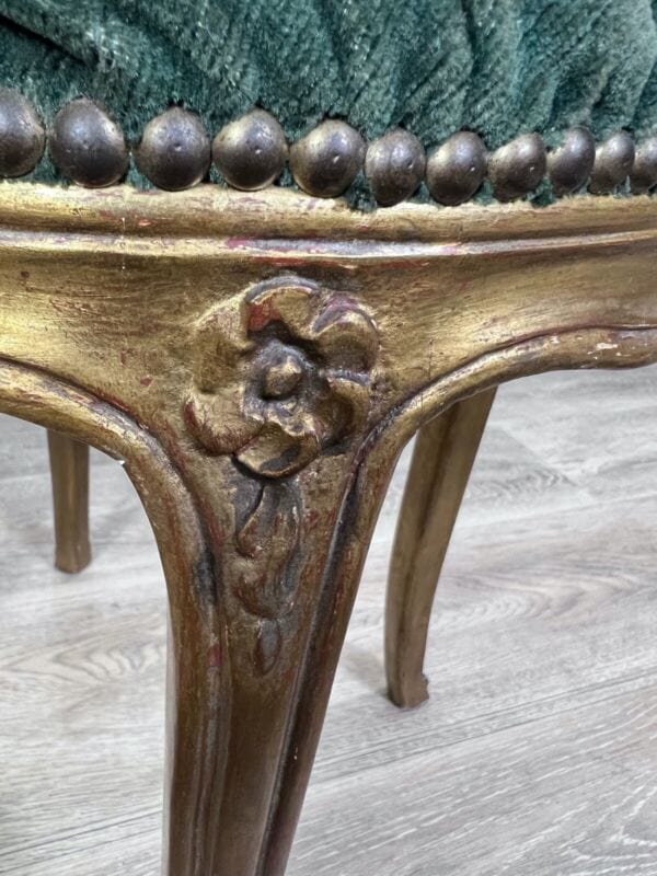 Sedia antica in legno dorato oro sediolina stile retrò tessuto verde vintage Arredamento