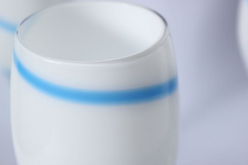 Set Bicchieri vintage da bibita a calice in vetro di murano bianco per aperitivo Vetri e Cristalli