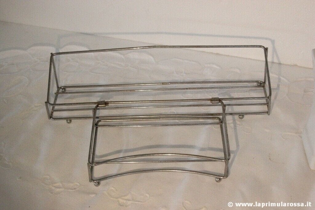 SET DI 4 ACCESSORI DA BAGNO IN CERAMICA CON STRUTTURA IN METALLO CROMATO USATO Other