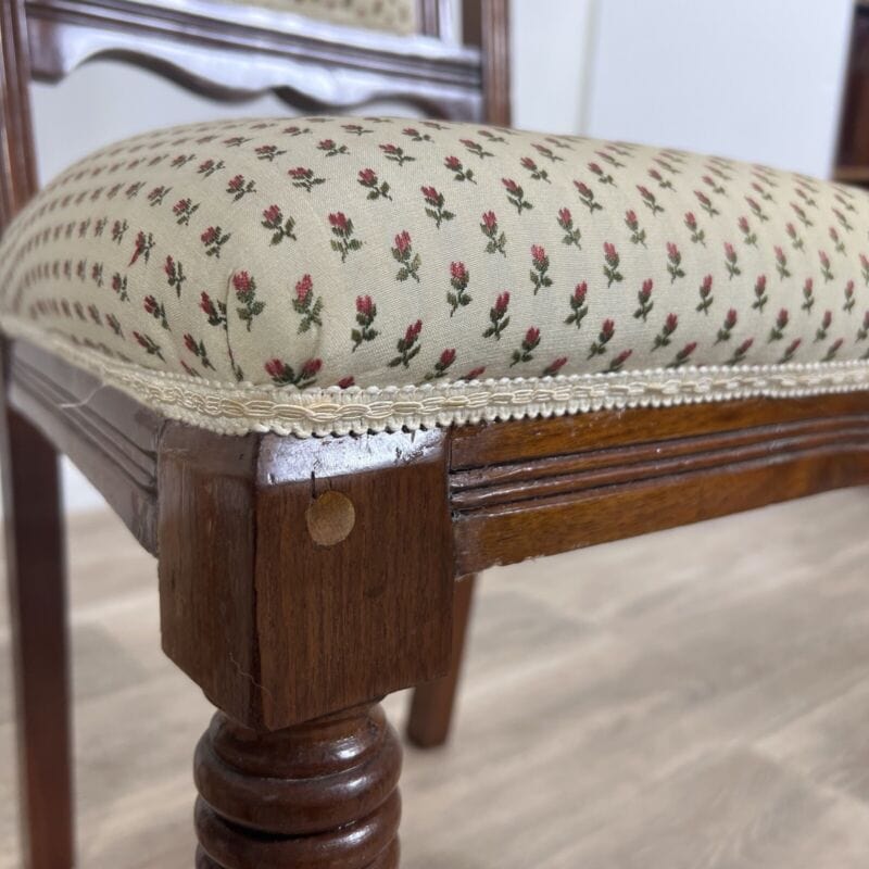 Set di sei Sedie antiche per sala da pranzo inglesi epoca 800 stile vittoriano Arredamento