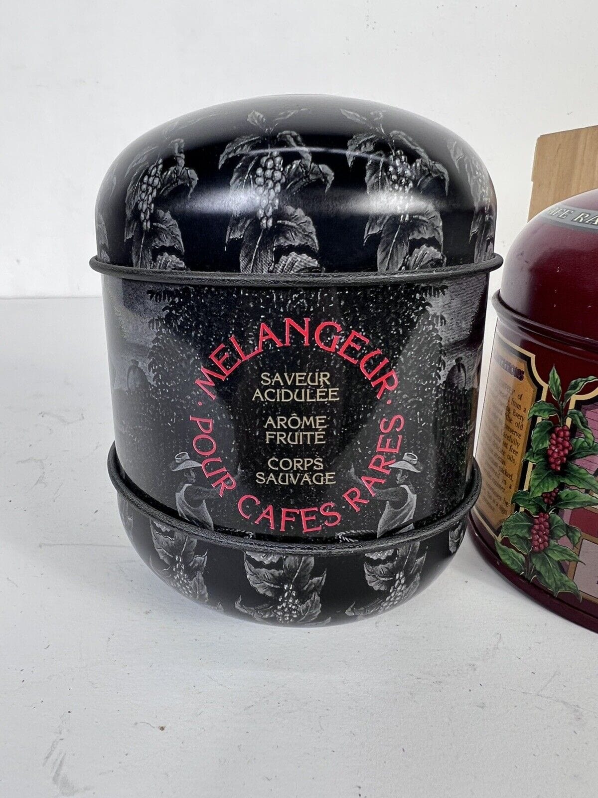 Set Scatole Da Caffè Vintage In Latta Con Mensolina Contenitori Da Collezione Pubblicità vintage