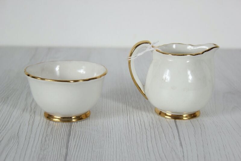 Set zuccheriera e lattiera in ceramica antica crown devon bricco latte ananas Ceramiche e Porcellane