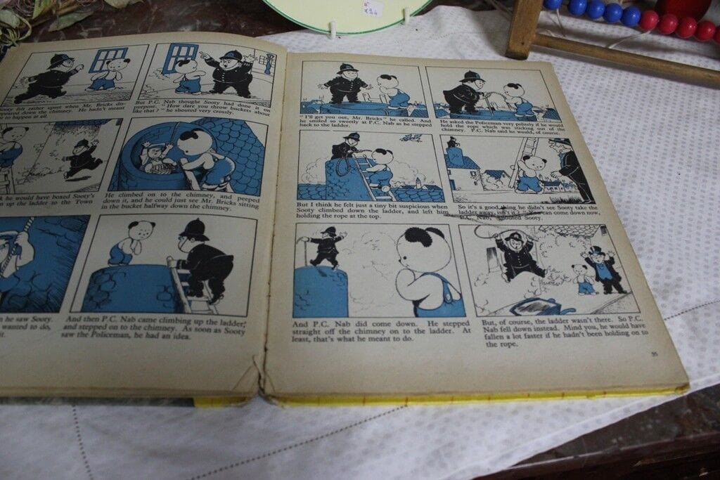 SOOTY 'S LIBRO c. 1960 IN LINGUA INGLESE - VINTAGE ENGLISH BOOK Libri