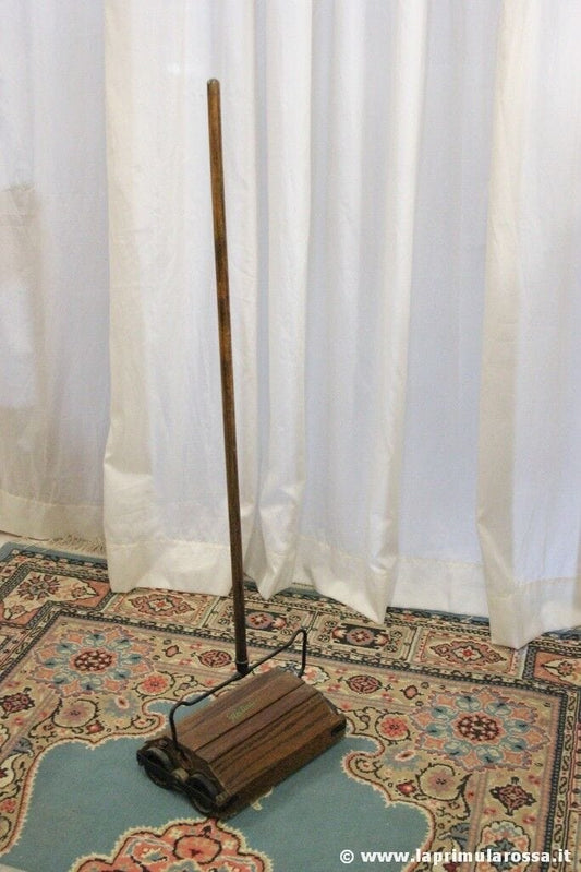 SPAZZATRICE MECCANICA D'EPOCA IN LEGNO - SCOPA ANNI 50  VINTAGE FLEETWAY SWEEPER Complementi d'arredo