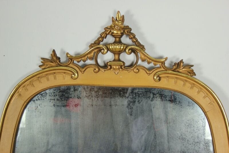 Specchiera antica grande specchio con cornice in legno e oro a scudo cimasa Complementi d'arredo