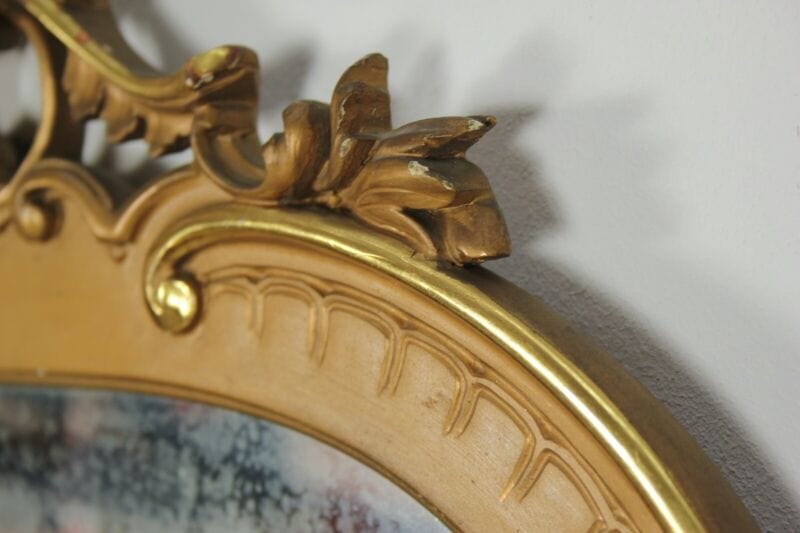 Specchiera antica grande specchio con cornice in legno e oro a scudo cimasa Complementi d'arredo