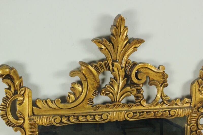 Specchiera specchio antico dorato grande con cornice in legno e oro cimasa retrò Complementi d'arredo