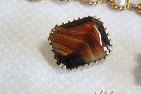 SPETTACOLARE SPILLA VINTAGE DI BIOTTERIA \ BIJOUX  D'EPOCA Bigiotteria & Accessori