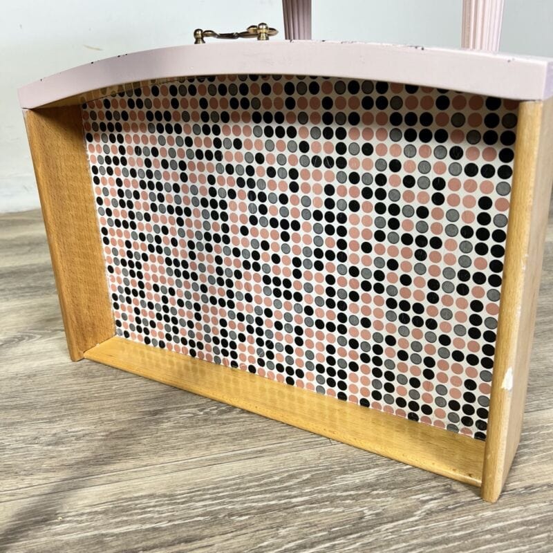 Tavolino con cassetto laccato rosa comodino dipinto in stile antico Luigi XVI Arredamento