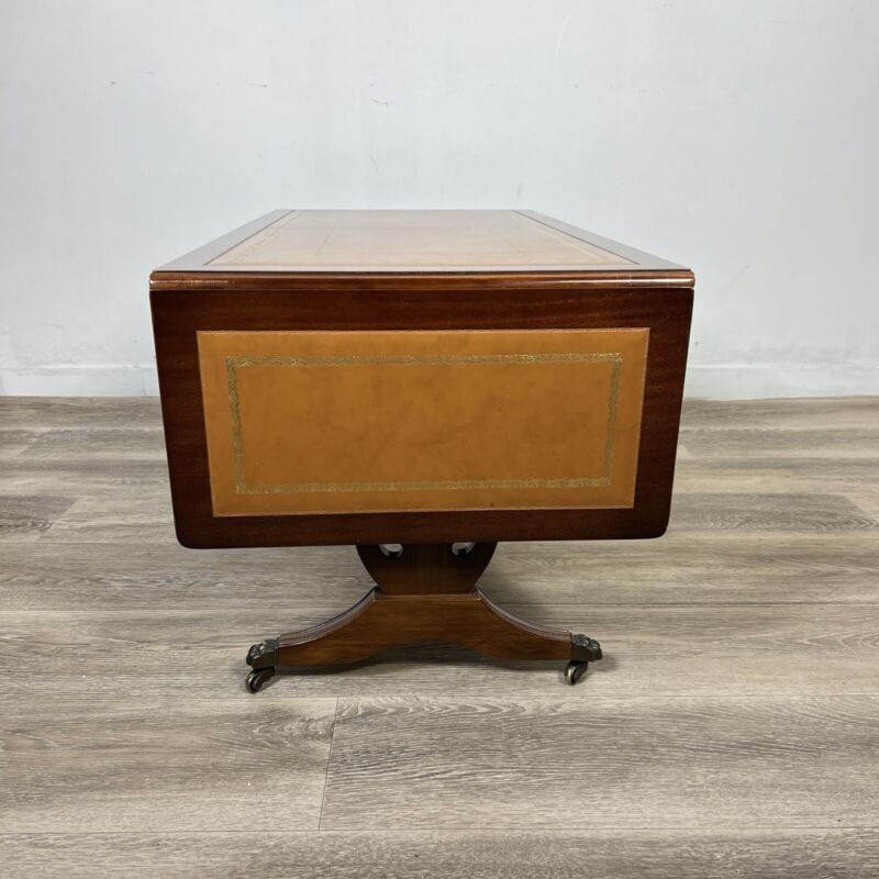 Tavolino tavolo antico da salotto basso in legno piano pelle marrone per ufficio Arredamento