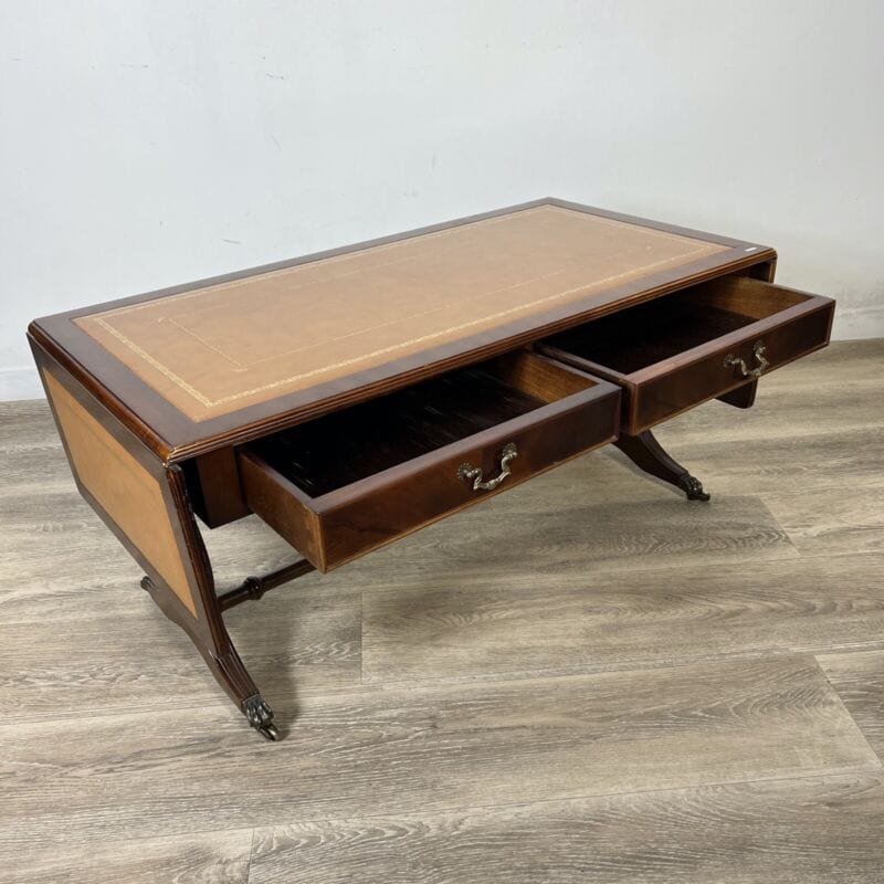 Tavolino tavolo antico da salotto basso in legno piano pelle marrone per ufficio Arredamento