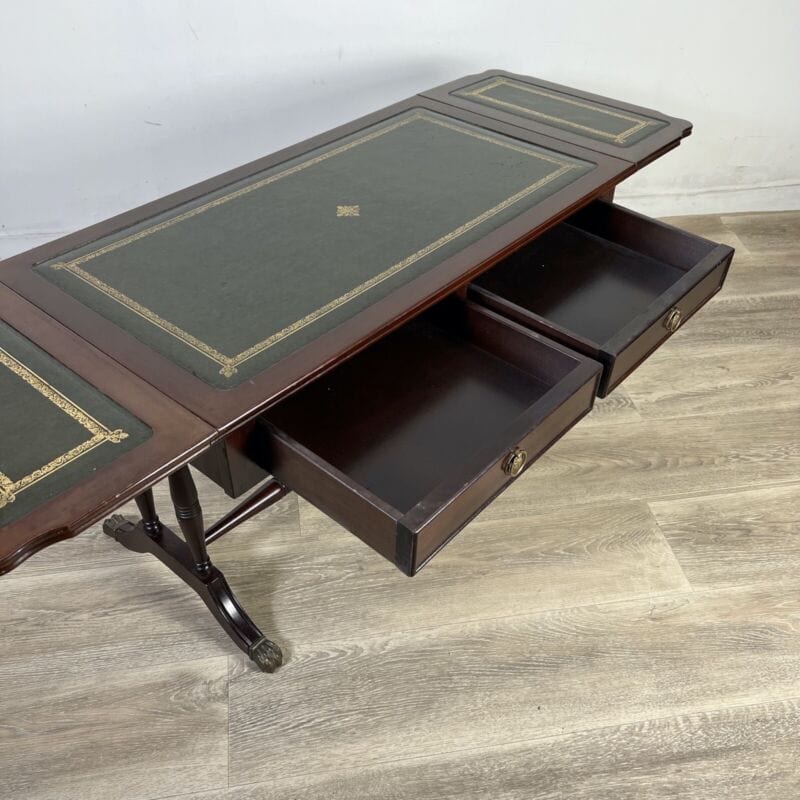 Tavolino tavolo antico da salotto basso in legno piano pelle per ufficio vintage Arredamento