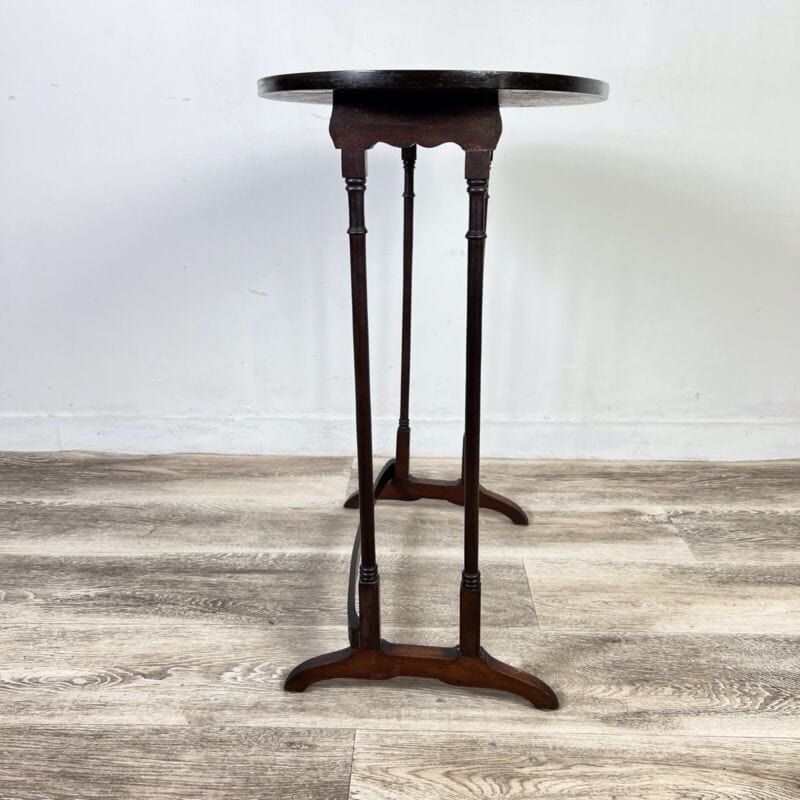 Tavolino tavolo antico da salotto ovale comodino stile inglese porta telefono L Arredamento