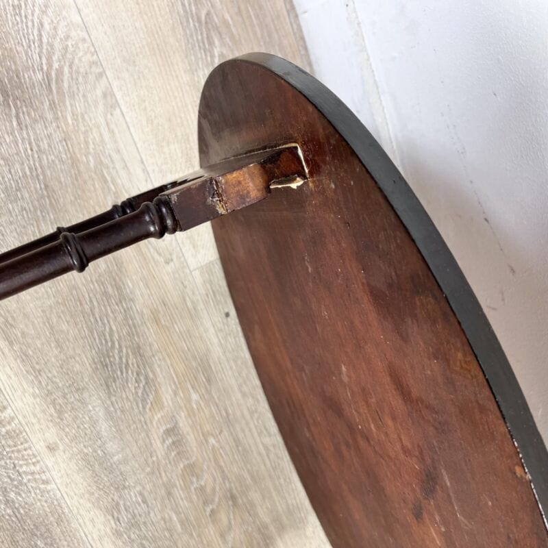Tavolino tavolo antico da salotto ovale comodino stile inglese porta telefono L Arredamento