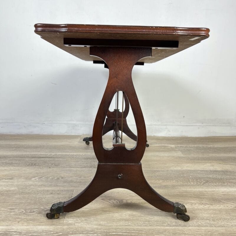 Tavolino tavolo basso antico da salotto con piano in pelle stile Regency vintage Arredamento