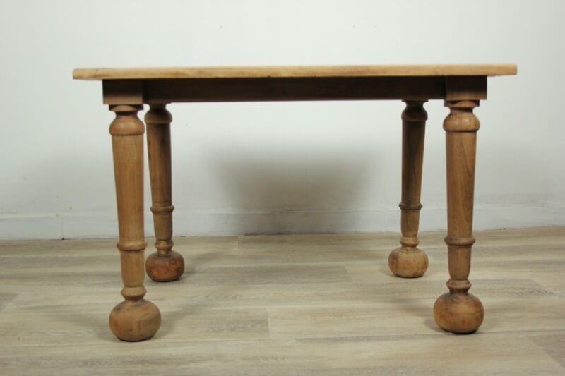 Tavolino tavolo da salotto basso antico classico rustico in legno chiaro Arredamento