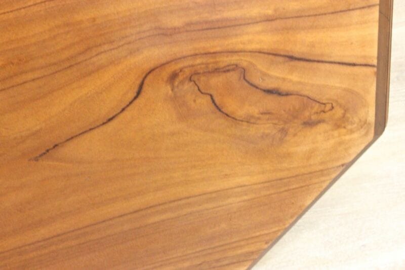 Tavolo antico allungabile in legno di noce quadrato da pranzo d'epoca primi 900 Arredamento