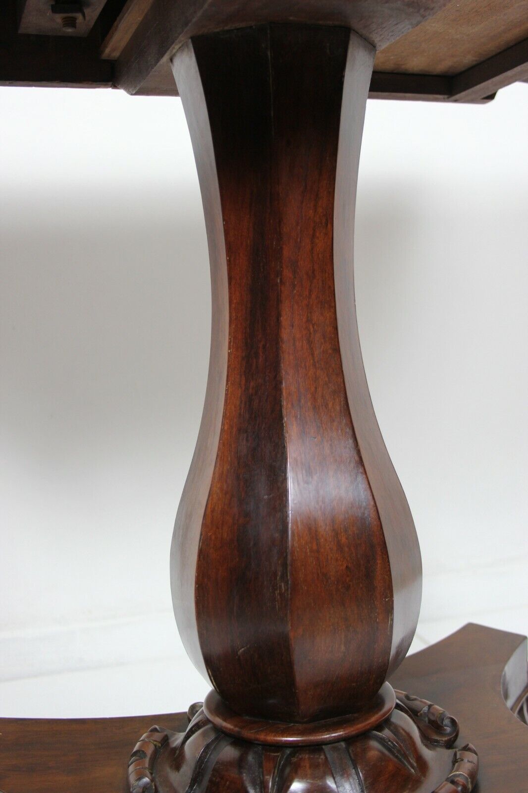 TAVOLO DA GIOCO ANTICO IN LEGNO DI PALISSANDRO CONSOLLE  VICTORIAN  CARD TABLE Arredamento