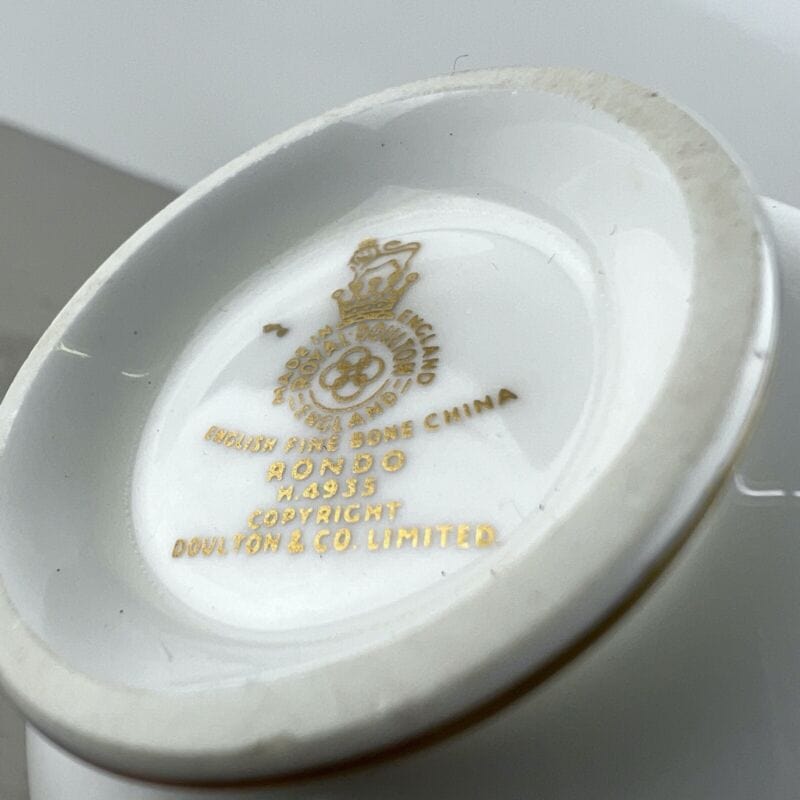 Tazza da the antica stile inglese in porcellana bianca Royal Doulton RONDO tè Ceramiche e Porcellane