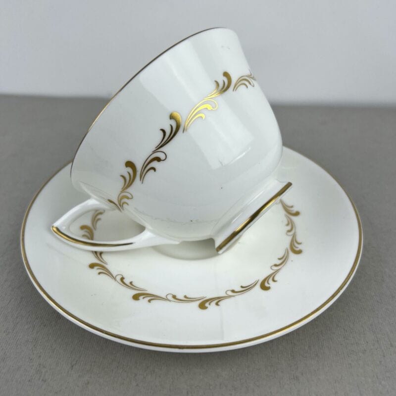 Tazza da the antica stile inglese in porcellana bianca Royal Doulton RONDO tè Ceramiche e Porcellane