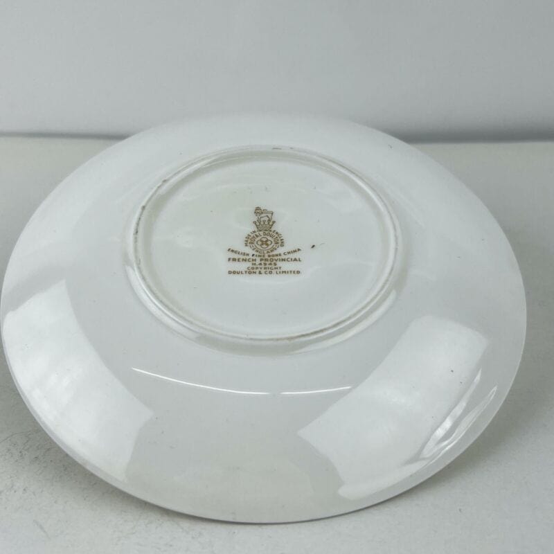 Tazza da the antica stile inglese in porcellana bianca Royal Doulton tazzina tè Ceramiche e Porcellane