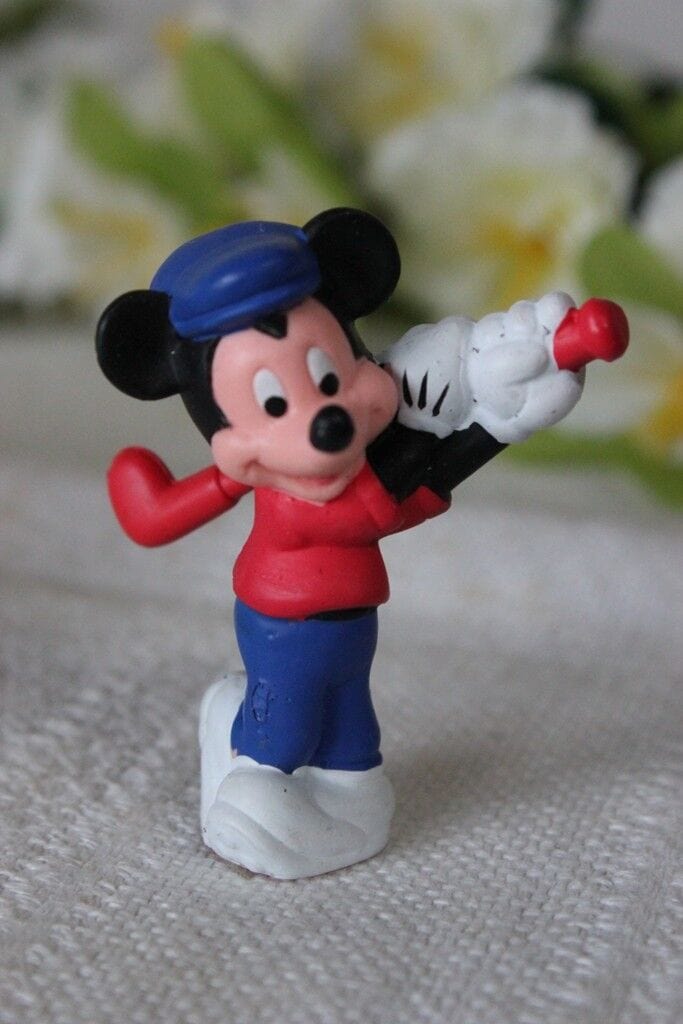 TOPOLINO H 7 cm SERIE RETRO' DI SEI FIGURE DISNEY MICKEY MOUSE SPORT Giocattoli vintage