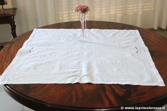 TOVAGLIETTA D'EPOCA IN COTONE BIANCO RICAMATA 88x88 - VINTAGE TEA TABLECLOTH Corredo Pizzi e Tessuti