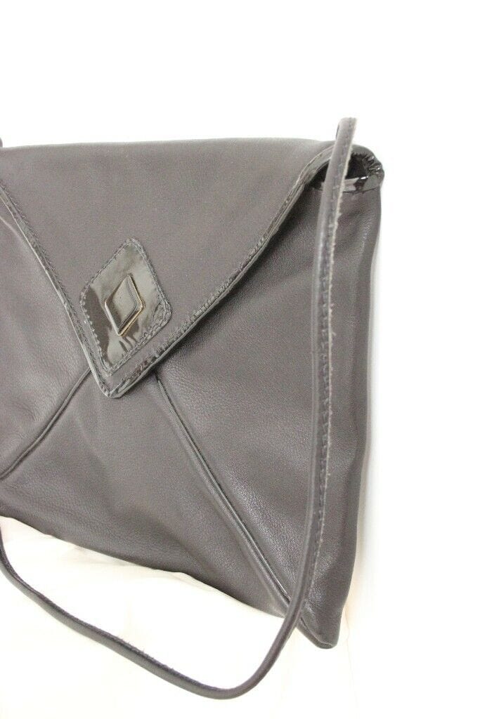 TRAMONTANO BORSA A SPALLA VINTAGE PELLE NERA - VINTAGE LEATHER BAG MADE IN ITAY Borse Scialli & Foulard