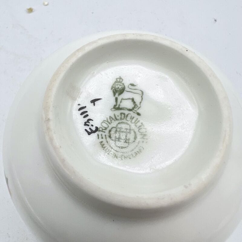 Trio da tè the antico Inglese in Porcellana Royal Doulton + Piattino dolce rose Ceramiche e Porcellane